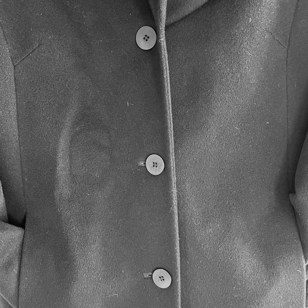 Fluerette Cashmere Wool Ruffled Collar 3 button coat size 10 GUC - Picture 7 of 10